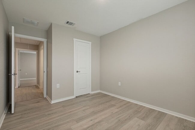 Building Photo - 11838 Flying Aces Rd