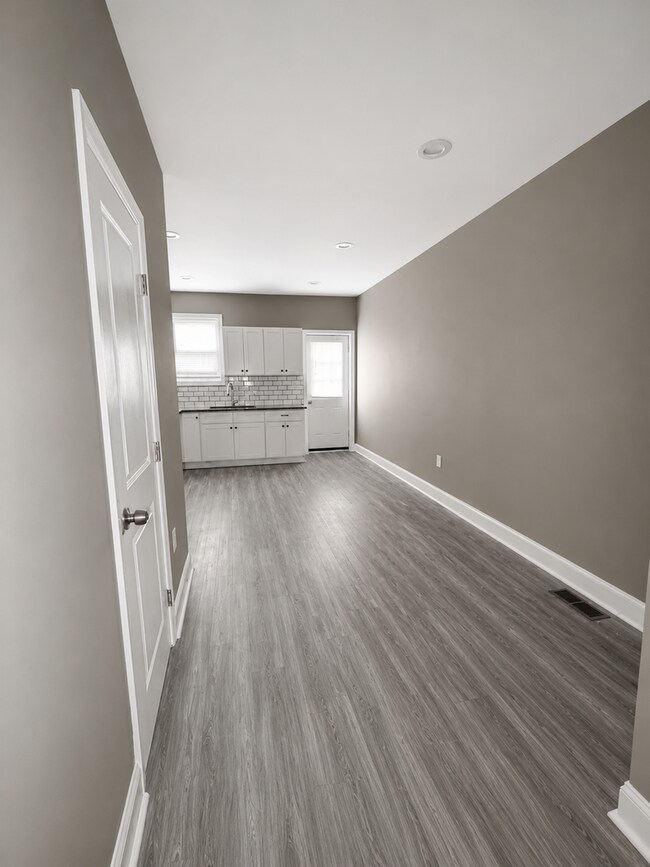 Building Photo - 3-Bedroom Townhome in Pigtown