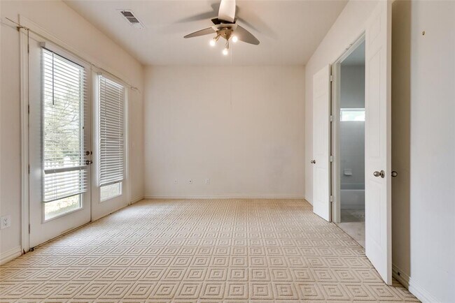 Building Photo - 1271 Carl Dr