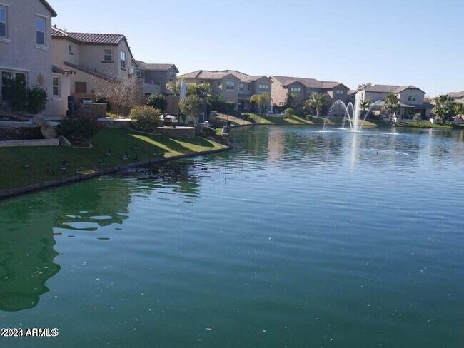 Building Photo - 4077 S Sabrina Dr
