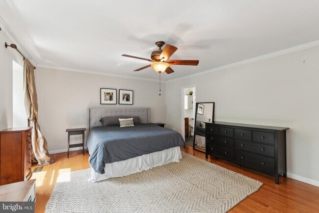 Building Photo - 11545 Pine Cone Ct