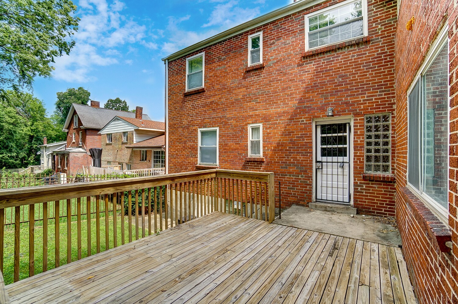 Building Photo - 531 Norway Ave