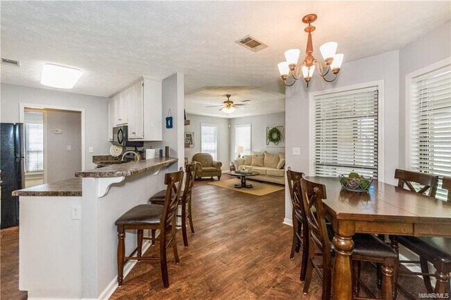 Building Photo - 7091 Buckram Oak Dr