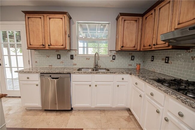 Building Photo - 1790 Tuftstown Ct