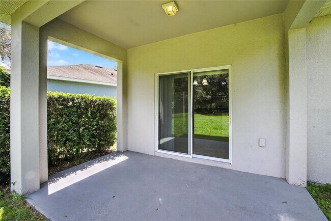 Building Photo - 15810 Starling Water Dr