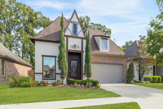 Primary Photo - 203 Country Park Dr