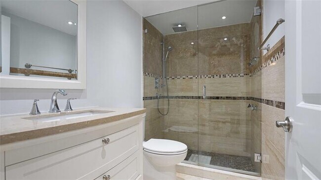 Building Photo - 4250 Galt Ocean Dr