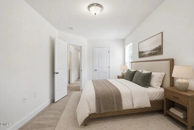 Building Photo - Lease OR Lease to Own