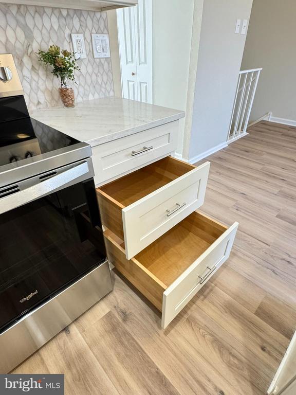 Building Photo - 3179 Burnley Pl