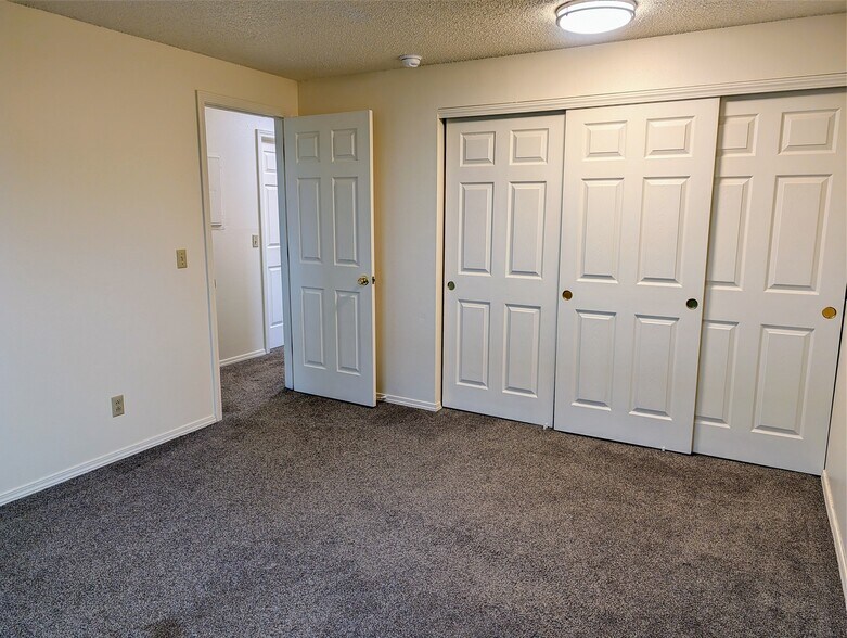 Building Photo - 2229 Hawthorne St