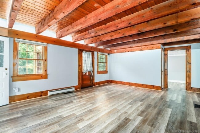 Building Photo - 206 Litchfield Turnpike