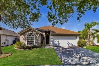 Building Photo - 8931 Southbay Dr