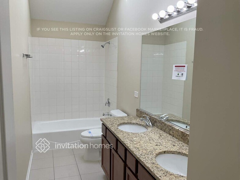 Building Photo - 18160 Goesel Dr