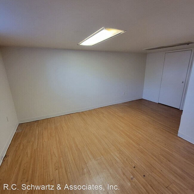 Building Photo - 4 br, 1 bath House - 5227 N Monroe