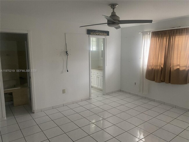 Building Photo - 3251 SW 67th Ave
