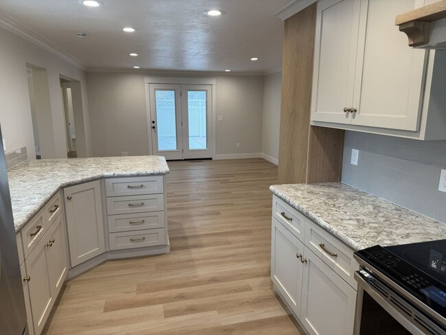 Building Photo - Completely Remodeled 4 Bed, 2 Bath Country Home – 1.5 Acres – Horse & Livestock Friendly!