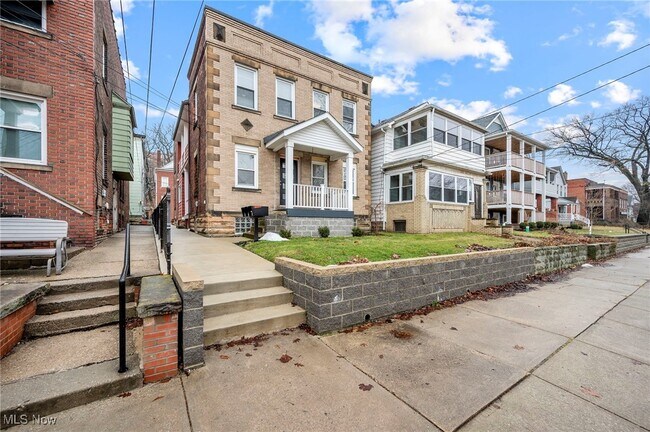 Building Photo - 2109 Murray Hill Rd