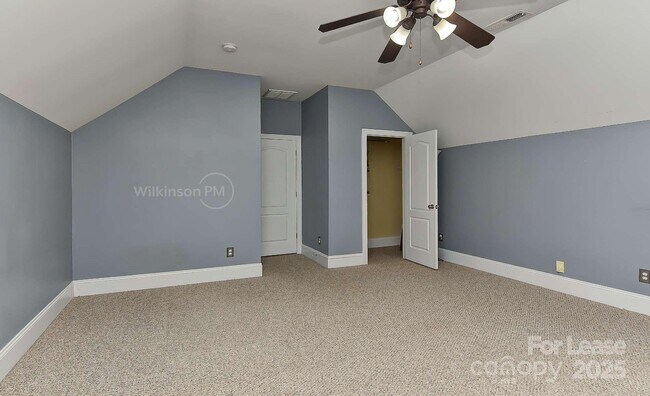 Building Photo - 13835 Cedar Pond Cir