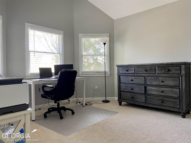 Building Photo - 3465 Madison St