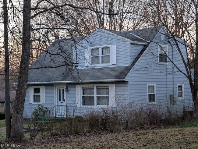 Building Photo - 703 Avondale St