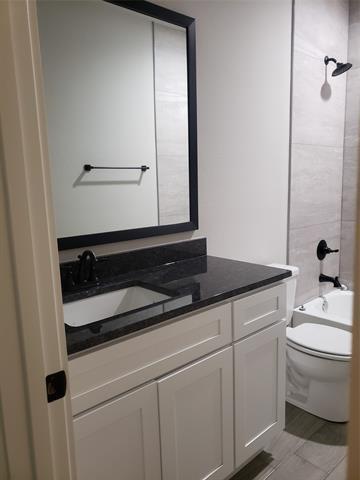 Building Photo - 5019 Fitzhugh Ave