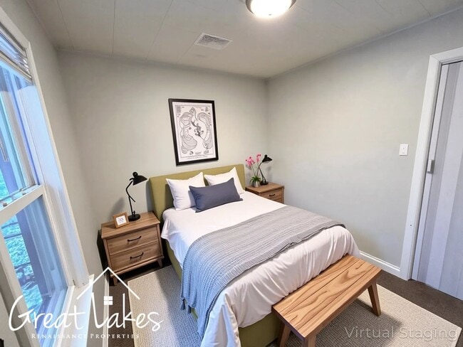 Building Photo - Lovely 2 Bedroom 1 Bathroom now available for rent