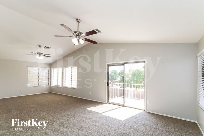 Building Photo - 9351 W Palmer Dr