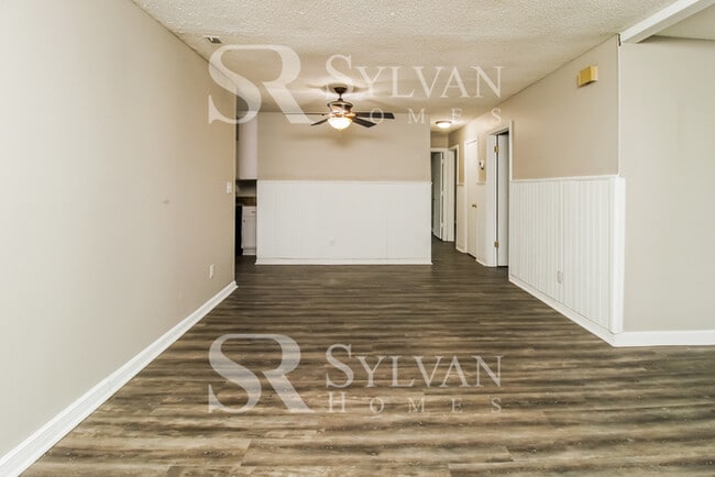 Building Photo - Rest. Relax. Recharge. Home awaits!