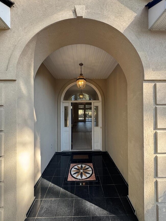 Building Photo - 99 Muirfield Dr