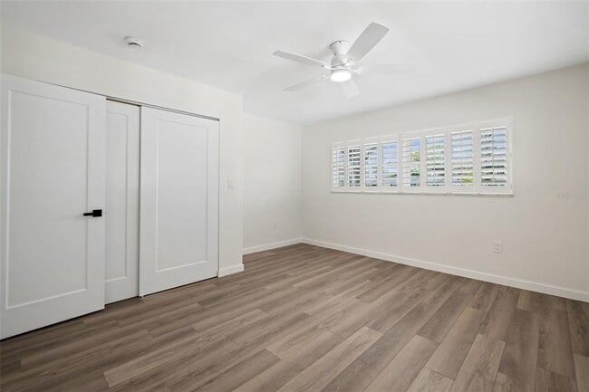 Building Photo - 662 Villa Grande Ave S