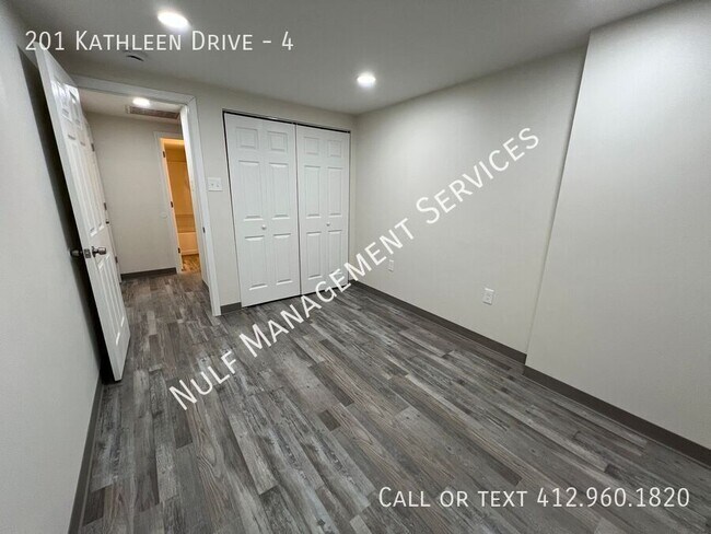 Building Photo - 201 Kathleen Dr