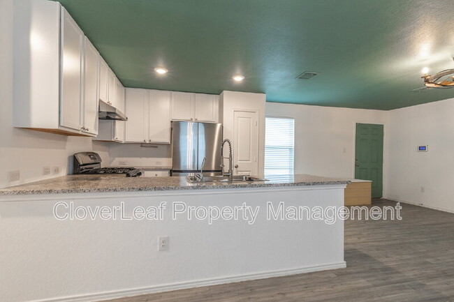 Building Photo - 8140 Nube Medina