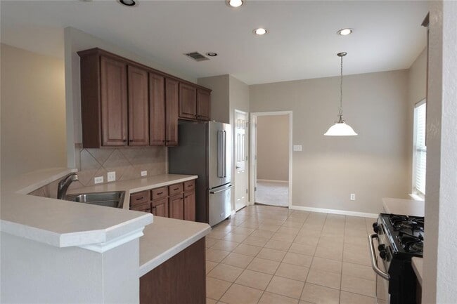 Building Photo - 1114 Boxwood Loop