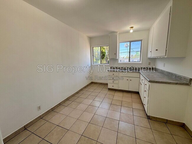 Building Photo - 13226 Maclay St