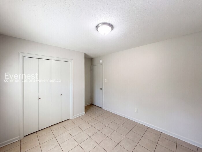 Building Photo - 1416 Moss Point Dr