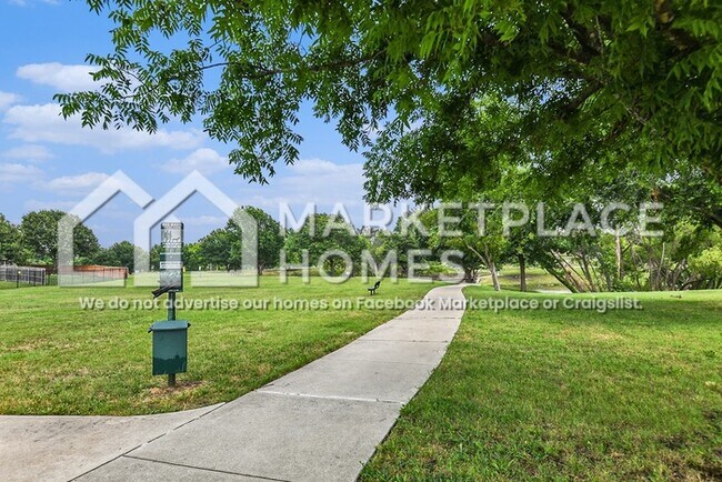 Building Photo - 10828 Gray Mare Dr