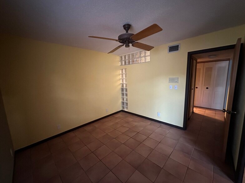 Building Photo - 11413 SW 110th Ln