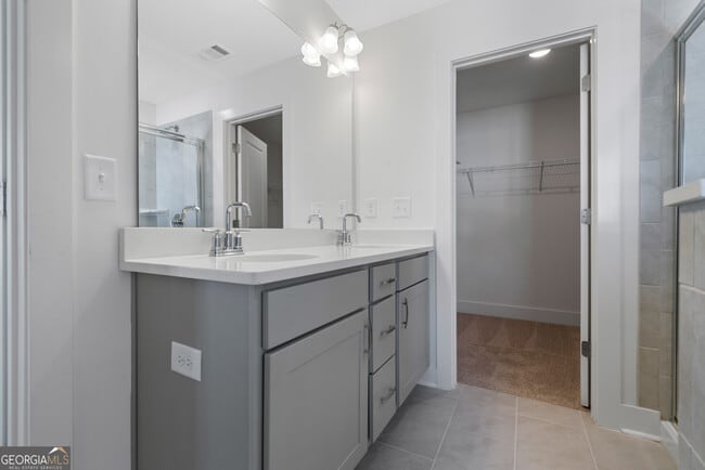 Building Photo - 64 Auburn Wds Dr