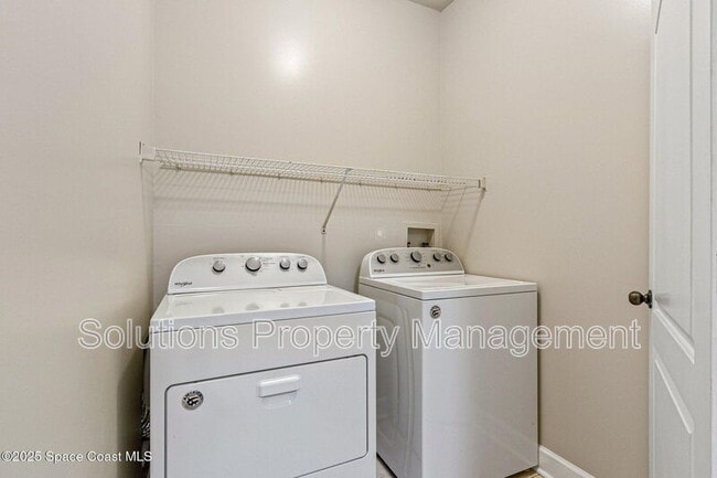 Building Photo - 6421 Borasco Dr