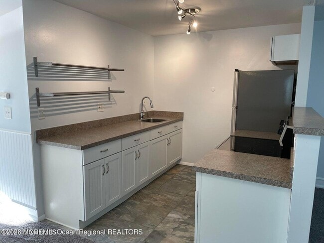 Building Photo - 393 Chesterfield Ct