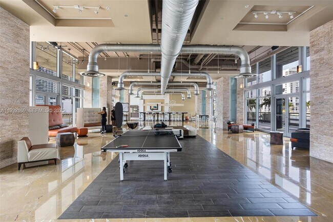 Building Photo - 690 SW 1st Ct