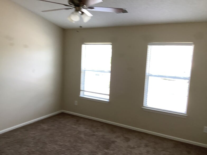 Building Photo - 7269 Sweet Grass Blvd