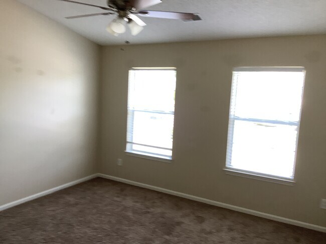 Building Photo - 7269 Sweet Grass Blvd