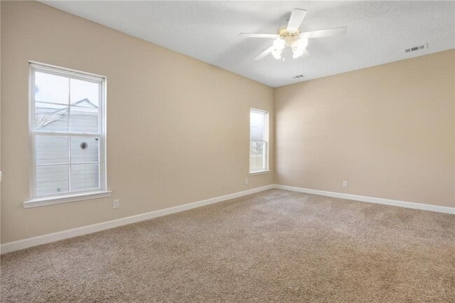 Building Photo - 4-Bedroom Home in Wild Heron with Front Porch and Fenced Yard