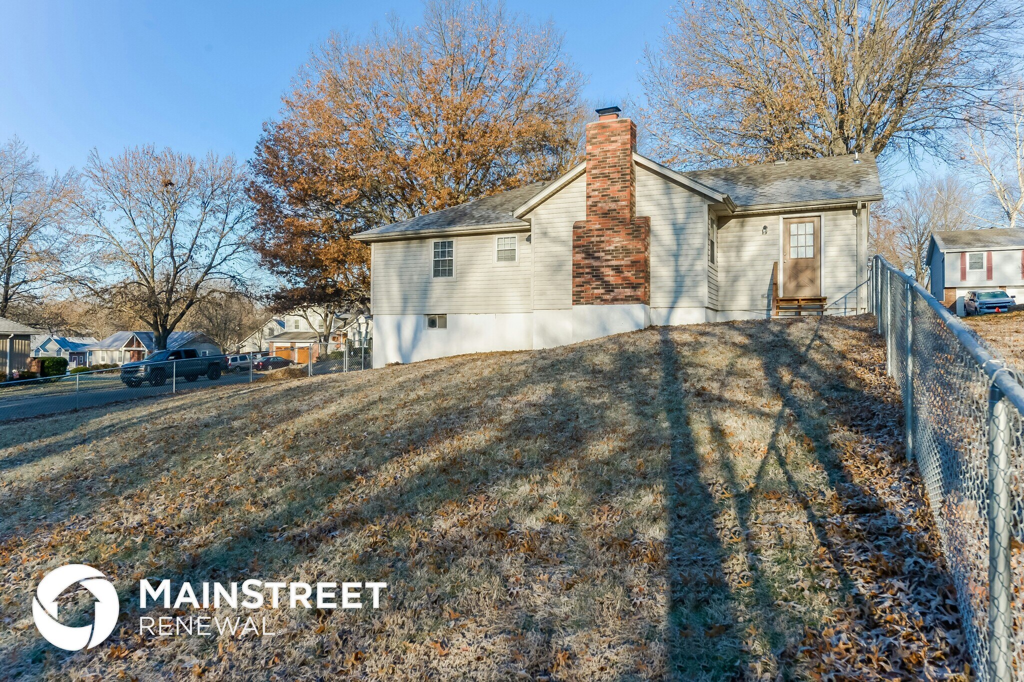 Building Photo - 4815 S Kendall Dr