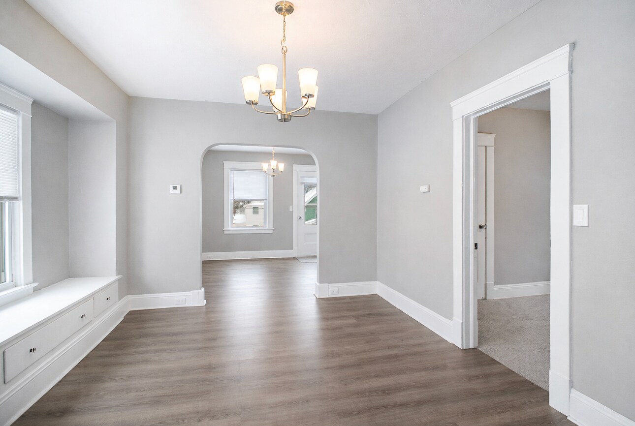 Building Photo - 3366 W 88th St