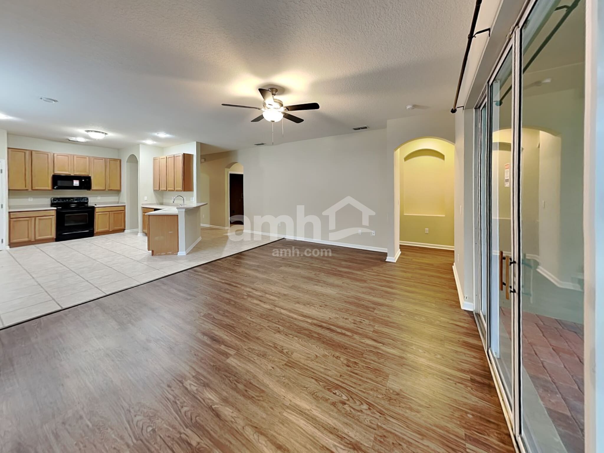 Building Photo - 461 Misty Oaks Run