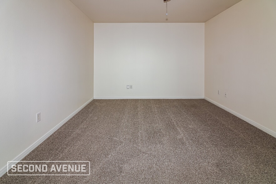 Building Photo - 6021 Determine Ln