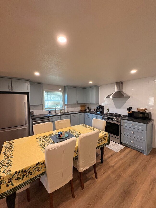 Building Photo - 9853 FM2843