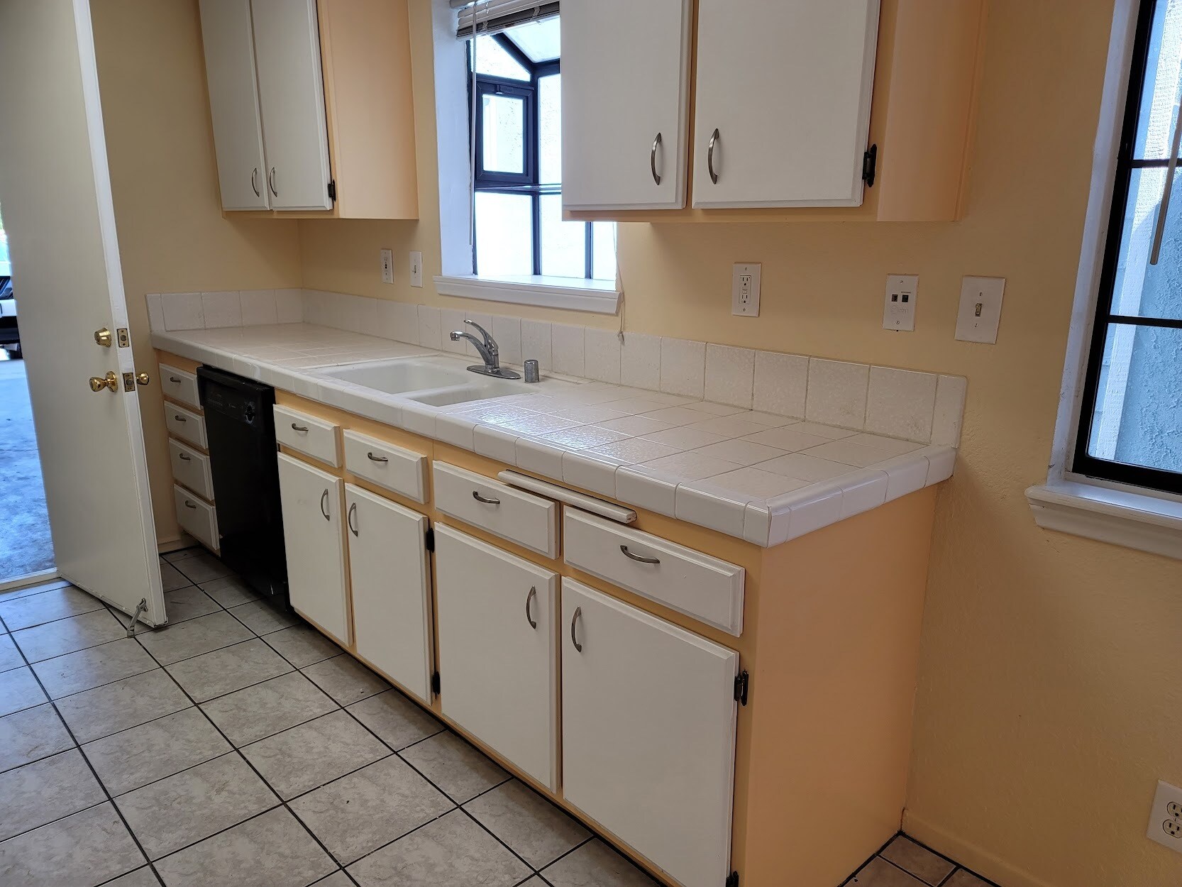 Building Photo - 37632 13th St E